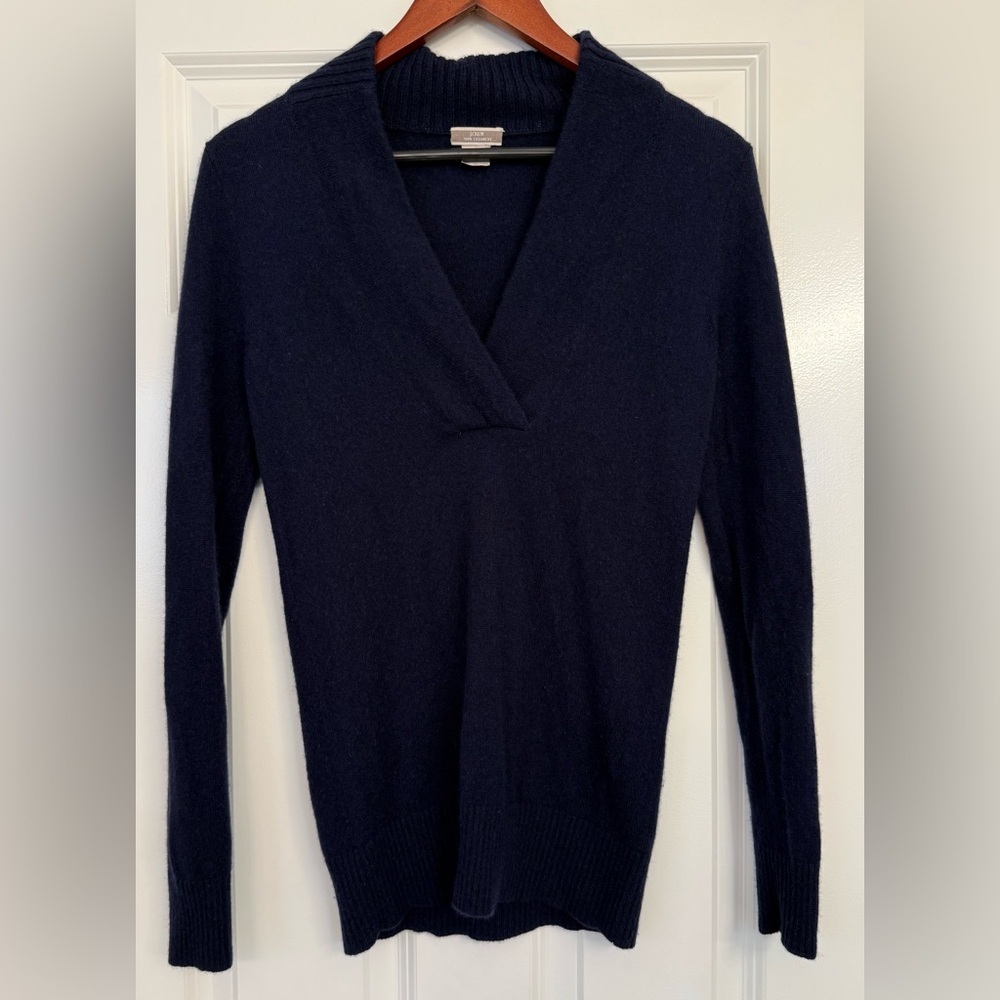 J Crew Cashmere V neck sweater Navy Blue Size Small